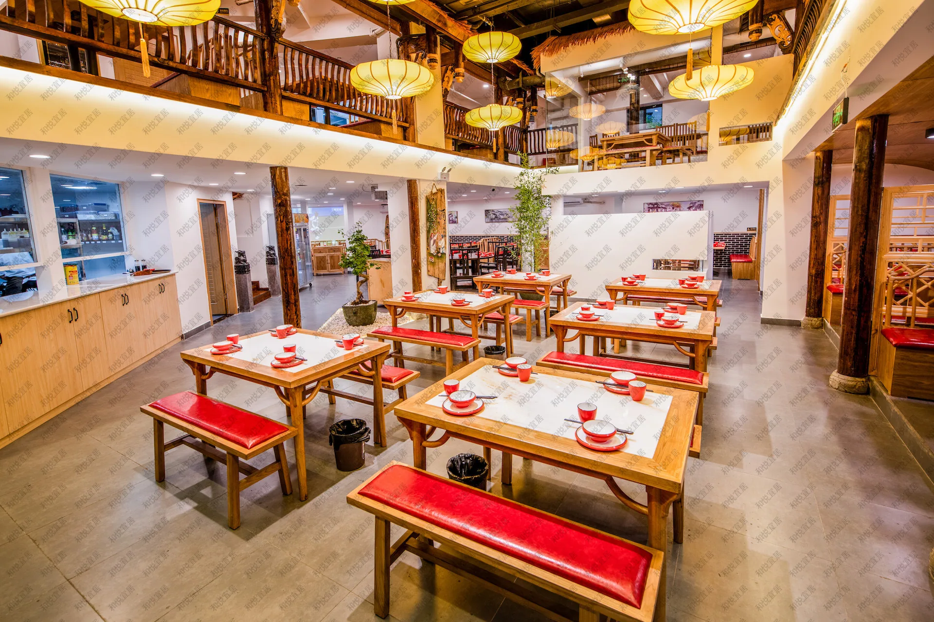 经历过二次装修,这家店成功转型!